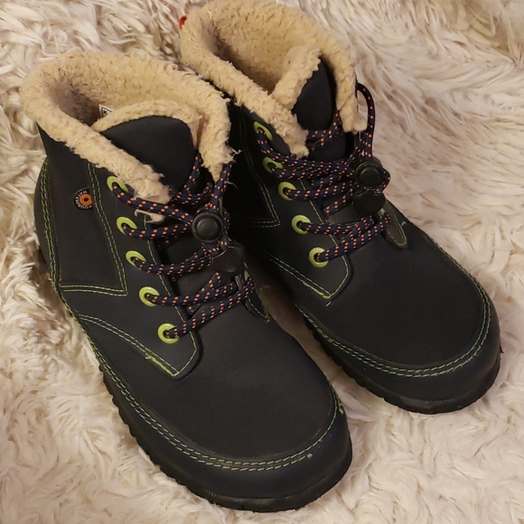 bogs skyler boot